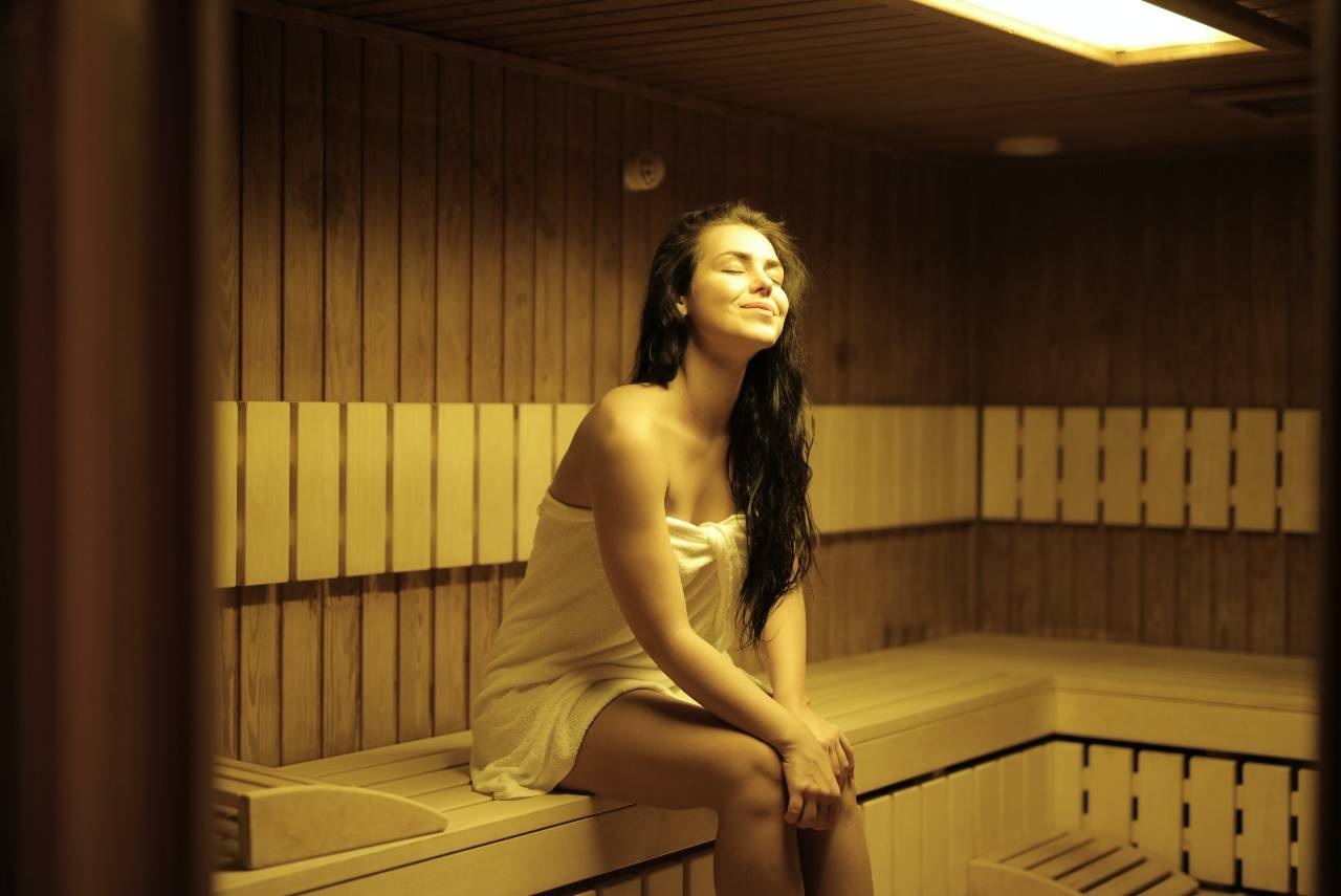 How Long Should you stay in a sauna